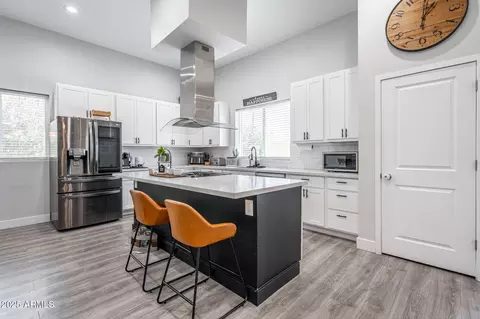 Kitchen - 2246 E Sheridan St, Phoenix, AZ 85006 photo 2 of 3