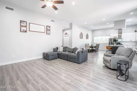 Other - 2246 E Sheridan St, Phoenix, AZ 85006 photo 3 of 7
