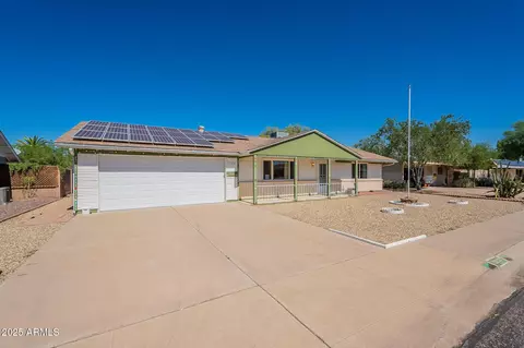 10038 W Clair Dr, Sun City, AZ 85351