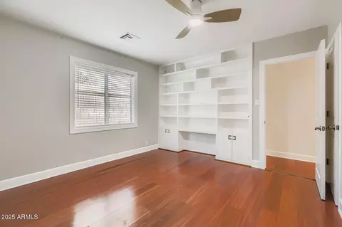 Bedroom - 8032 N 10th Ave, Phoenix, AZ 85021 photo 3 of 4