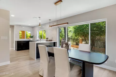 Dining - 1113 E Tapatio Dr, Phoenix, AZ 85020 photo 1 of 2
