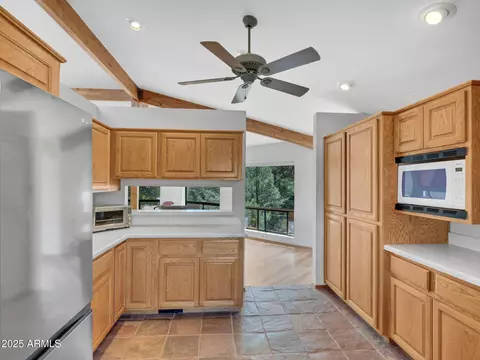 Kitchen - 1111 S Sutton Rd, Payson, AZ 85541 photo 2 of 4