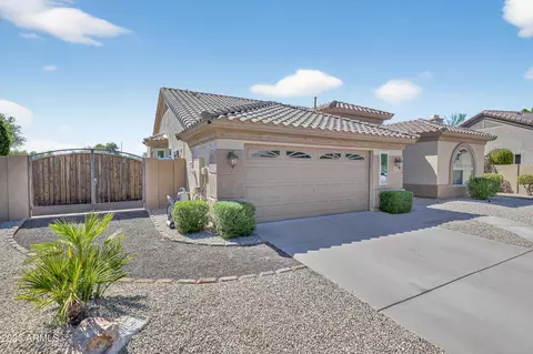 1242 N Pine St, Gilbert, AZ 85233 photo 2