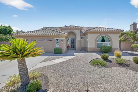 1242 N Pine St, Gilbert, AZ 85233