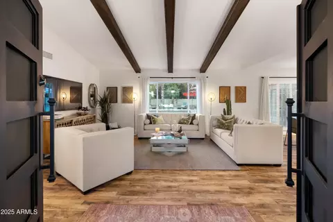 6504 W Corrine Dr, Glendale, AZ 85304