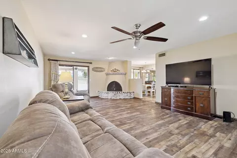 1464 N 24th St, Mesa, AZ 85213 photo 11