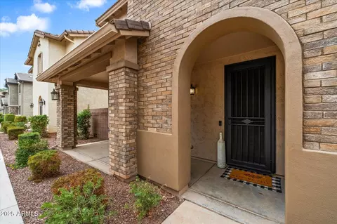 3698 E Angstead Dr, Gilbert, AZ 85296 photo 3