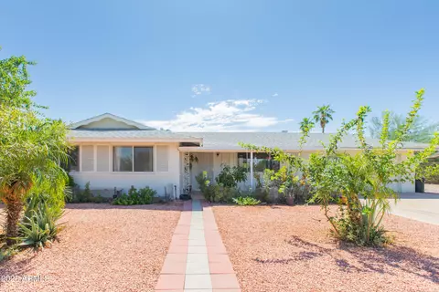 12062 N Saint Annes Dr, Sun City, AZ 85351