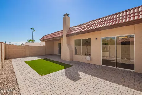 5204 E Saguaro Cir, Phoenix, AZ 85044 photo 26