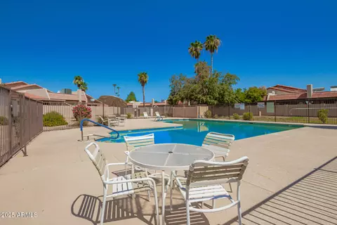 5204 E Saguaro Cir, Phoenix, AZ 85044 photo 28