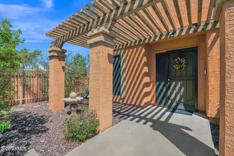 Exterior - 815 E Grovers Ave #8, Phoenix, AZ 85022 photo 3 of 3