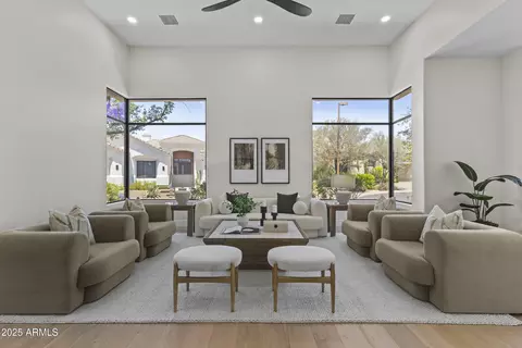 9985 N 79th Pl, Scottsdale, AZ 85258