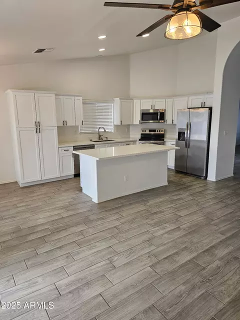 Kitchen - 963 S Seton --, Mesa, AZ 85206 photo 1 of 3
