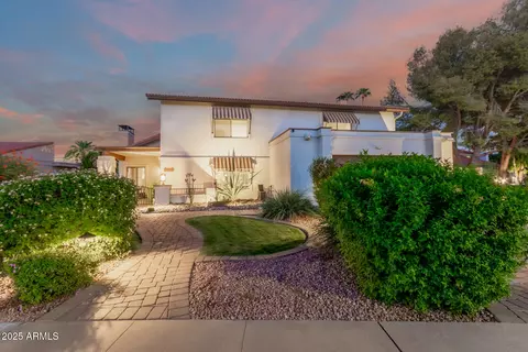 8625 N Farview Dr, Scottsdale, AZ 85258