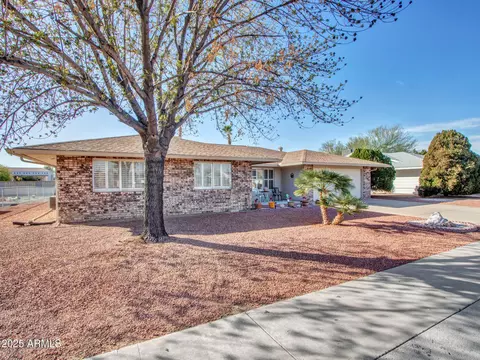 9313 W Arrowhead Dr, Sun City, AZ 85351