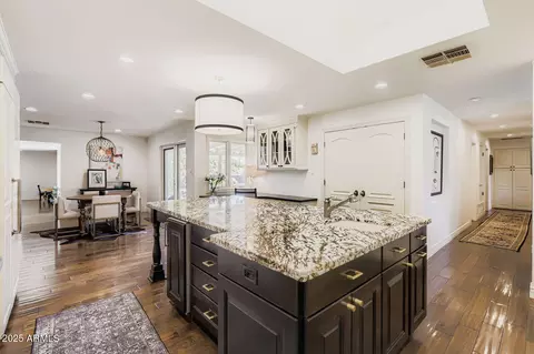 Kitchen - 2231 E Montebello Ave, Phoenix, AZ 85016 photo 2 of 2