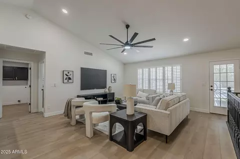 838 Encinas Ave, Gilbert, AZ 85234 photo 7