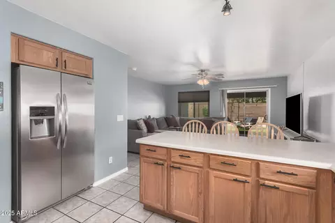 Kitchen - 10960 E Delta Ave, Mesa, AZ 85208 photo 2 of 4