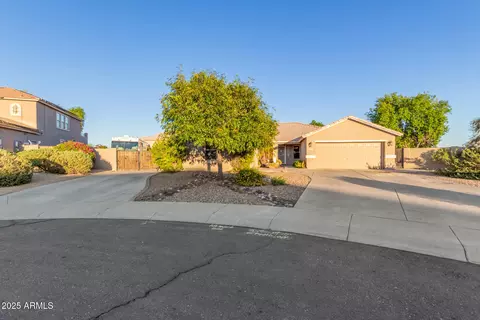 5503 N 83rd Dr, Glendale, AZ 85305