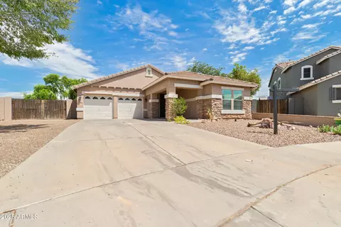 Exterior - 2833 S Martingale Rd, Gilbert, AZ 85295 photo 12 of 14