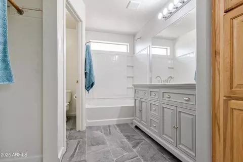 Bath - 2833 S Martingale Rd, Gilbert, AZ 85295 photo 3 of 4