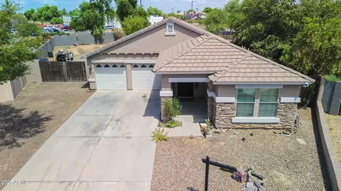 2833 S Martingale Rd, Gilbert, AZ 85295