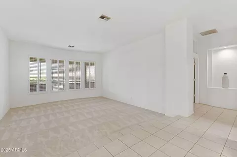 Living - 5345 E Mclellan Rd #59, Mesa, AZ 85205 photo 7 of 9