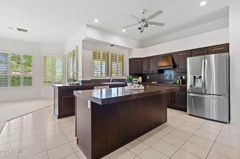 Kitchen - 5345 E Mclellan Rd #59, Mesa, AZ 85205 photo 5 of 5