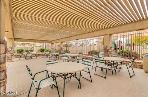 View/Area - 3236 E Chandler Blvd #2037, Phoenix, AZ 85048 photo 3 of 4