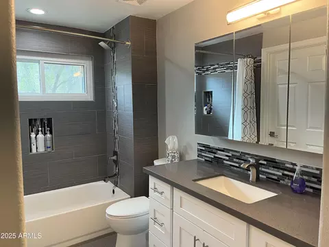 Bath - 3236 E Chandler Blvd #2037, Phoenix, AZ 85048 photo 5 of 5