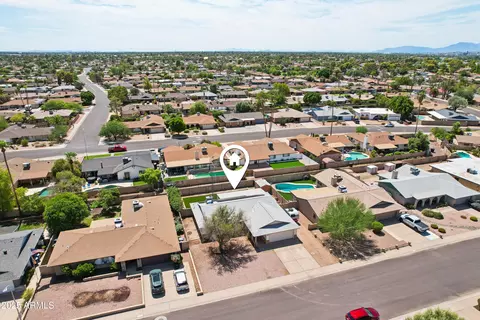 View/Area - 1821 E Colgate Dr, Tempe, AZ 85283 photo 2 of 7