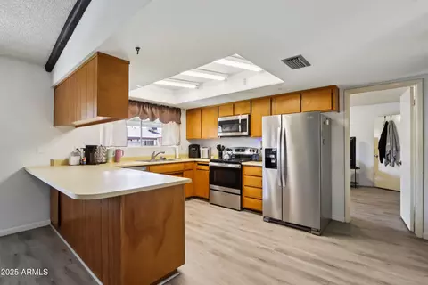 Kitchen - 1821 E Colgate Dr, Tempe, AZ 85283 photo 2 of 4
