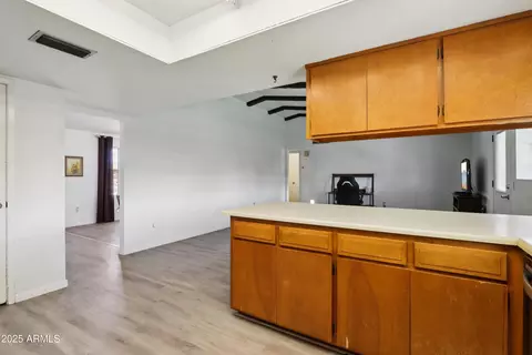 Kitchen - 1821 E Colgate Dr, Tempe, AZ 85283 photo 4 of 4
