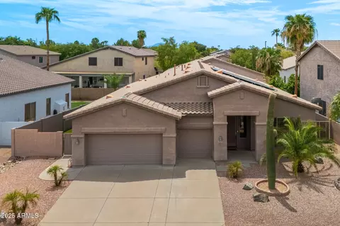Exterior - 1699 E Hearne Way, Gilbert, AZ 85234 photo 7 of 11