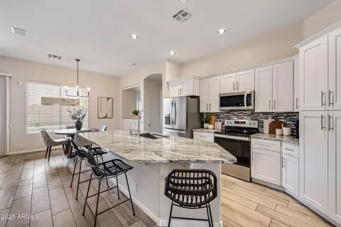 Kitchen - 1699 E Hearne Way, Gilbert, AZ 85234 photo 1 of 3