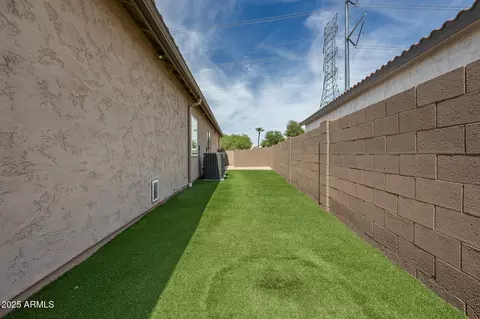 Exterior - 1699 E Hearne Way, Gilbert, AZ 85234 photo 6 of 11