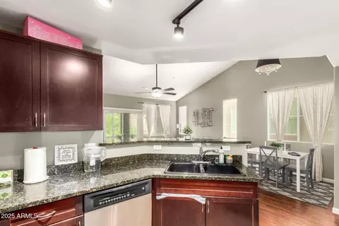 Kitchen - 1920 E Bell Rd #1038, Phoenix, AZ 85022 photo 2 of 3