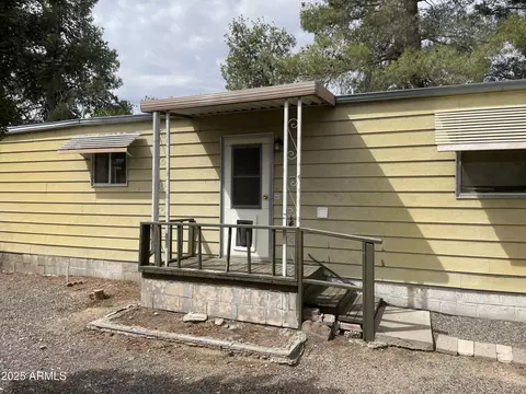 20980 E Coyote Ln, Mayer, AZ 86333 photo 3