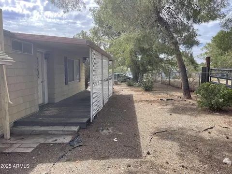 20980 E Coyote Ln, Mayer, AZ 86333 photo 5