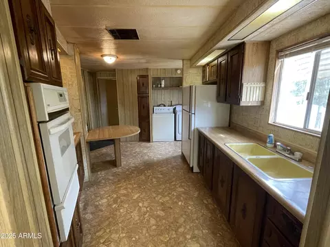 20980 E Coyote Ln, Mayer, AZ 86333 photo 9