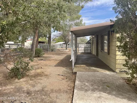 20980 E Coyote Ln, Mayer, AZ 86333 photo 4