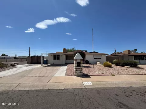 1284 S Lawther Dr, Apache Junction, AZ 85120