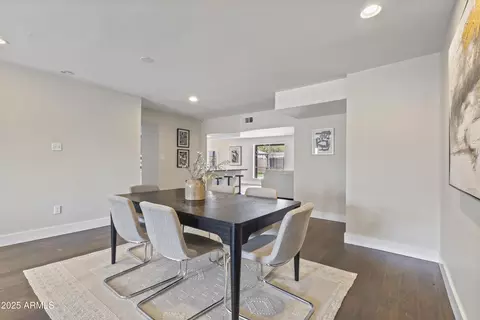 Dining - 2420 E Shangri La Rd, Phoenix, AZ 85028 photo 2 of 5