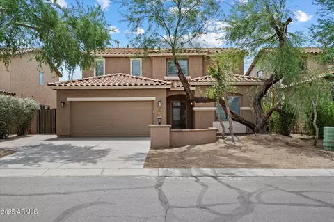 421 E Harold Dr, San Tan Valley, AZ 85140