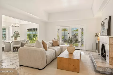 Living - 43 E Boca Raton Rd, Phoenix, AZ 85022 photo 4 of 5