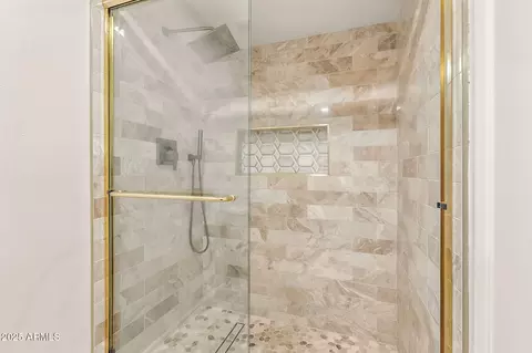 Bath - 43 E Boca Raton Rd, Phoenix, AZ 85022 photo 3 of 8