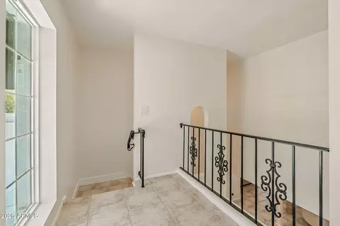 Entry Way - 43 E Boca Raton Rd, Phoenix, AZ 85022 photo 4 of 5