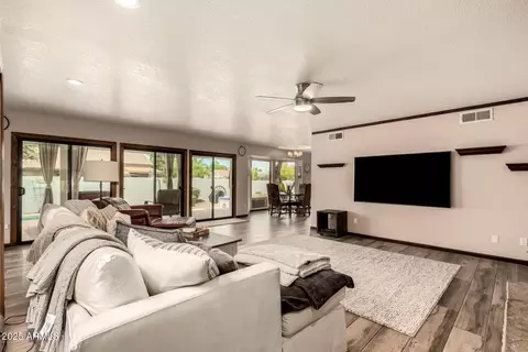 1809 E Carver Rd, Tempe, AZ 85284 photo 14