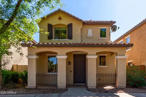 84 E Palomino Dr, Gilbert, AZ 85296