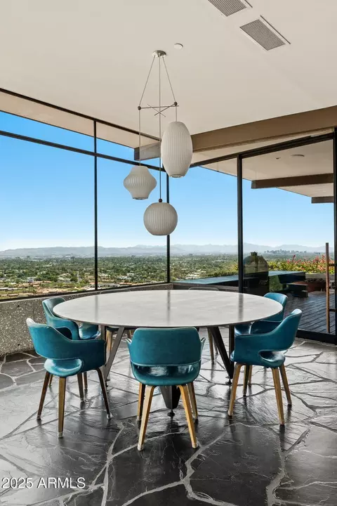 Dining - 4925 E Red Rock Dr #43, Phoenix, AZ 85018 photo 6 of 8